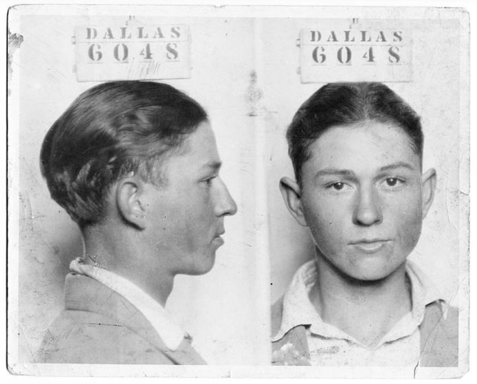 clyde_champion_barrow_mug_shot_-_dallas_6048